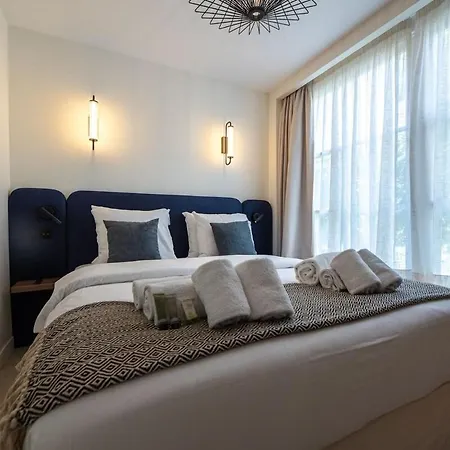 Luxury And Charm In Heart Of Place Des Vosges * Paryż